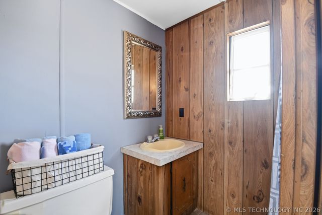 35 Rock Creek Drive, Big Cabin, OK 74332