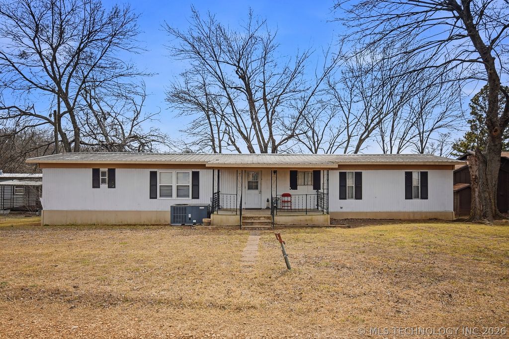 35 Rock Creek Drive, Big Cabin, OK 74332