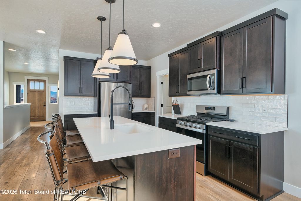 236 SWALLOWTAIL Drive, Victor, ID 83455 photo 15