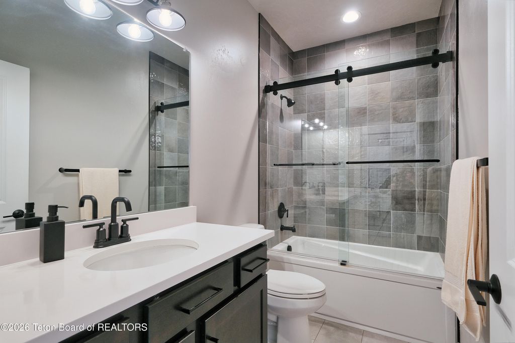 236 SWALLOWTAIL Drive, Victor, ID 83455 photo 24