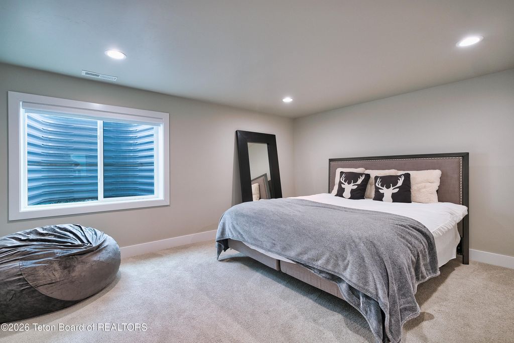 236 SWALLOWTAIL Drive, Victor, ID 83455 photo 31