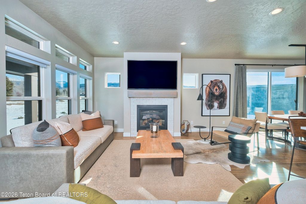 236 SWALLOWTAIL Drive, Victor, ID 83455 photo 8