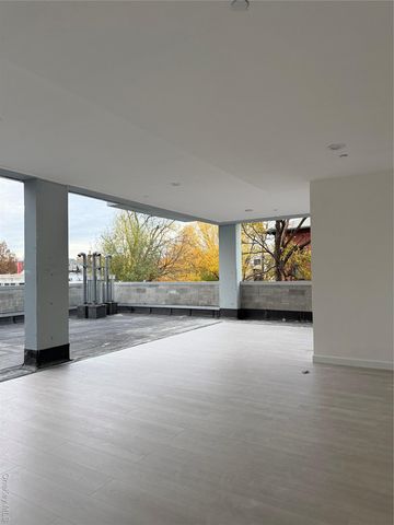 150-23 Barclay Avenue CF-1, Flushing, NY 11355