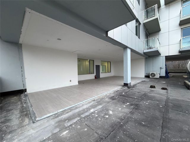 150-23 Barclay Avenue CF-1, Flushing, NY 11355