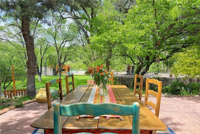 1352 Bishops Lodge Road, Santa Fe, NM 87506
