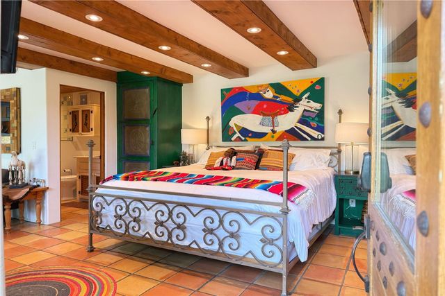 1352 Bishops Lodge Road, Santa Fe, NM 87506