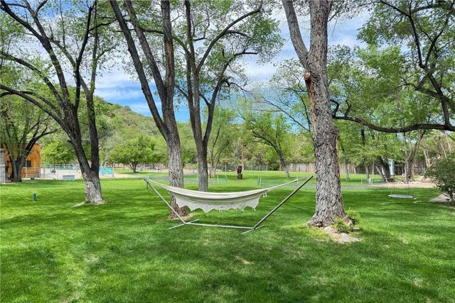 1352 Bishops Lodge Road, Santa Fe, NM 87506