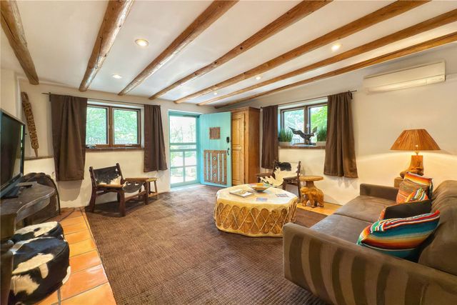1352 Bishops Lodge Road, Santa Fe, NM 87506