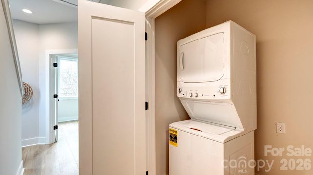 1314 Carolyn Drive, Charlotte, NC 28205