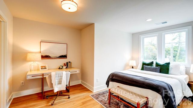 1314 Carolyn Drive, Charlotte, NC 28205