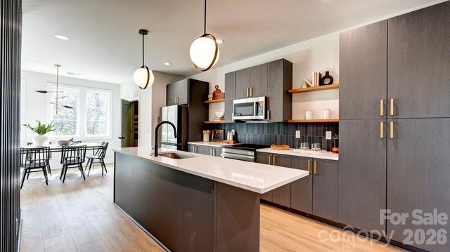 1314 Carolyn Drive, Charlotte, NC 28205