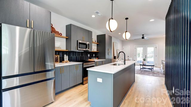 1314 Carolyn Drive, Charlotte, NC 28205