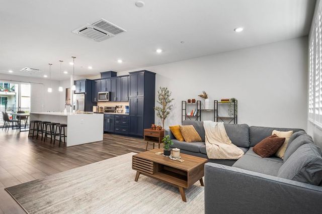 538 Martin Mariner Avenue, Alameda, CA 94501