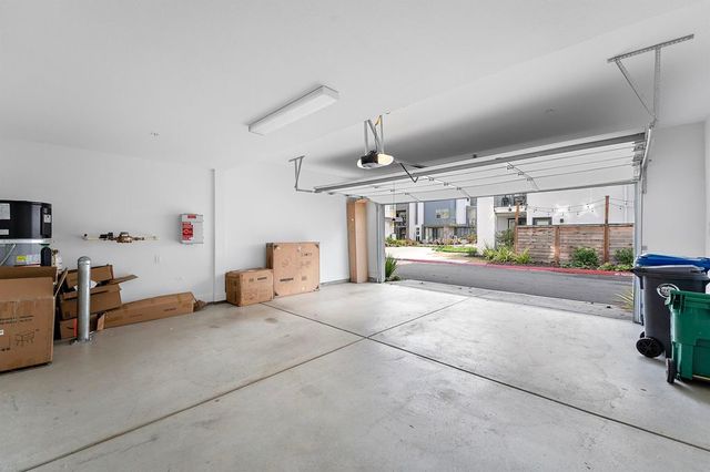 538 Martin Mariner Avenue, Alameda, CA 94501