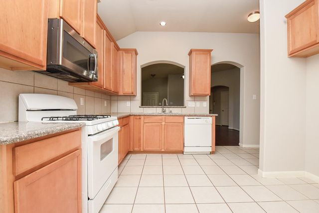 6014 Starbrook Creek Drive, Katy, TX 77494