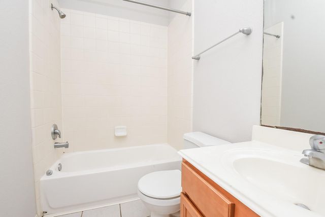 6014 Starbrook Creek Drive, Katy, TX 77494