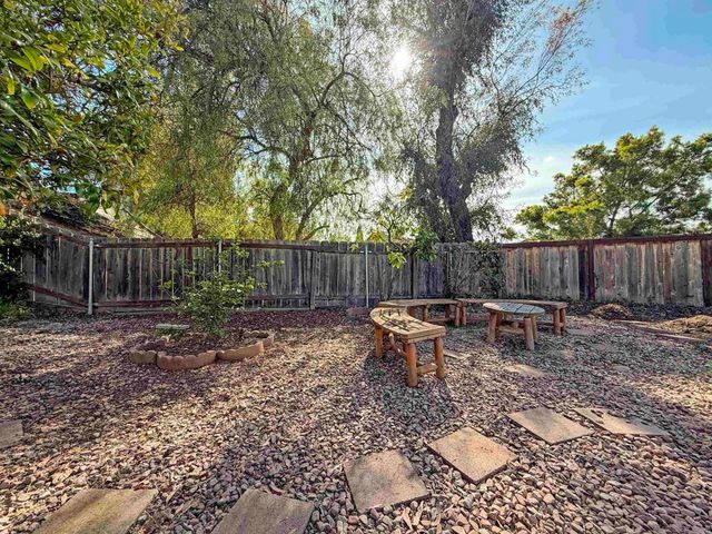13756 Via Tres Vistas, San Diego, CA 92129
