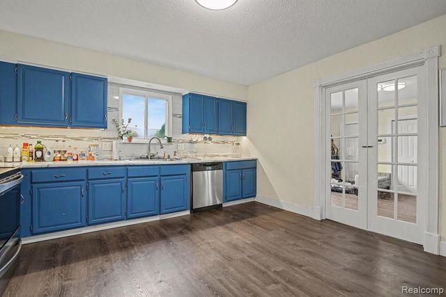 360 Woodlawn Avenue, Ypsilanti, MI 48198