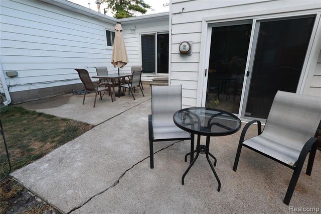 360 Woodlawn Avenue, Ypsilanti, MI 48198