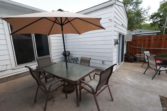 360 Woodlawn Avenue, Ypsilanti, MI 48198