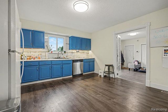 360 Woodlawn Avenue, Ypsilanti, MI 48198