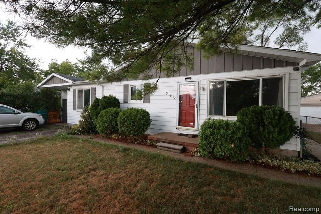 360 Woodlawn Avenue, Ypsilanti, MI 48198