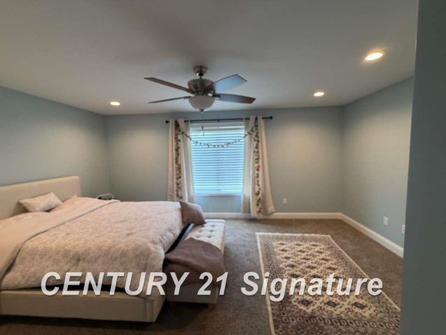 84 Tuscany Circle, Saginaw Twp, MI 48603