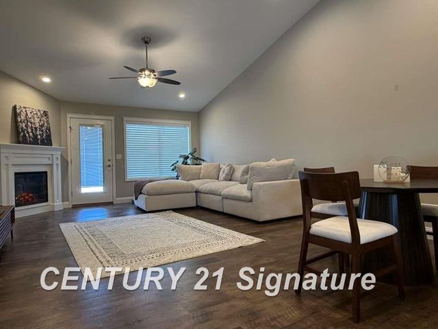 84 Tuscany Circle, Saginaw Twp, MI 48603