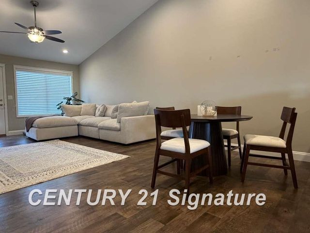 84 Tuscany Circle, Saginaw Twp, MI 48603