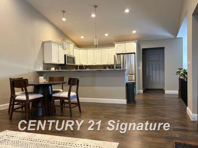 84 Tuscany Circle, Saginaw Twp, MI 48603