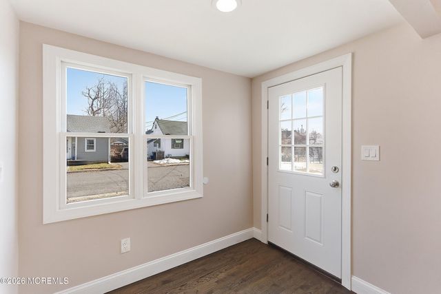 71 Bay Avenue, North Middletown, NJ 07748