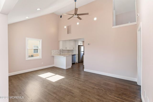 71 Bay Avenue, North Middletown, NJ 07748