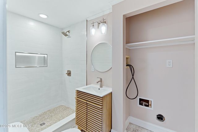 71 Bay Avenue, North Middletown, NJ 07748