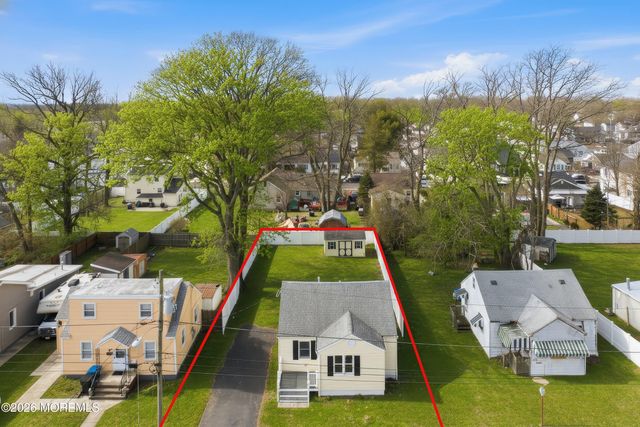 71 Bay Avenue, North Middletown, NJ 07748