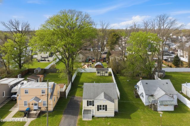 71 Bay Avenue, North Middletown, NJ 07748