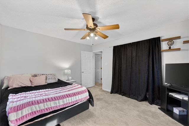 5417 Laurel Avenue, Raytown, MO 64133