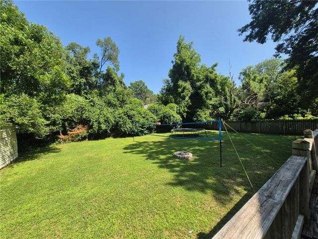 5417 Laurel Avenue, Raytown, MO 64133