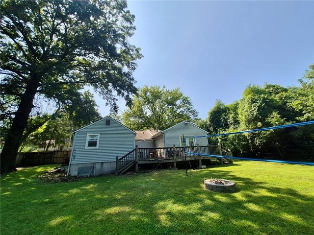 5417 Laurel Avenue, Raytown, MO 64133