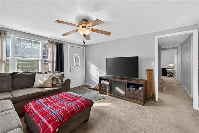 5417 Laurel Avenue, Raytown, MO 64133