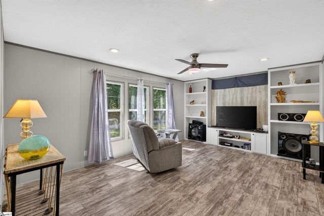 316 Oak Grove Road, Landrum, SC 29356