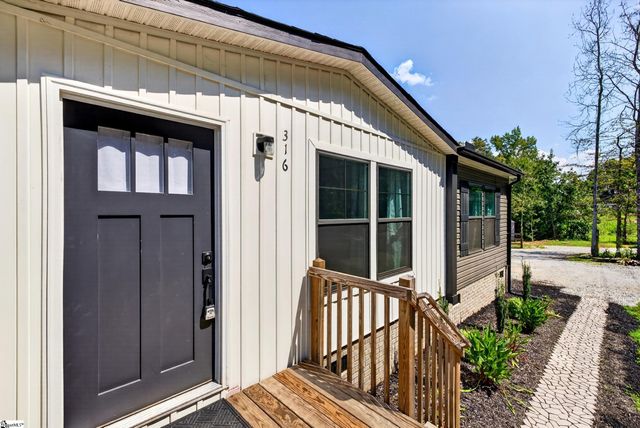316 Oak Grove Road, Landrum, SC 29356