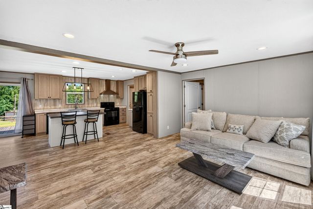 316 Oak Grove Road, Landrum, SC 29356