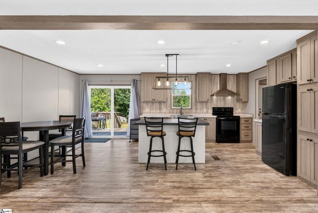 316 Oak Grove Road, Landrum, SC 29356