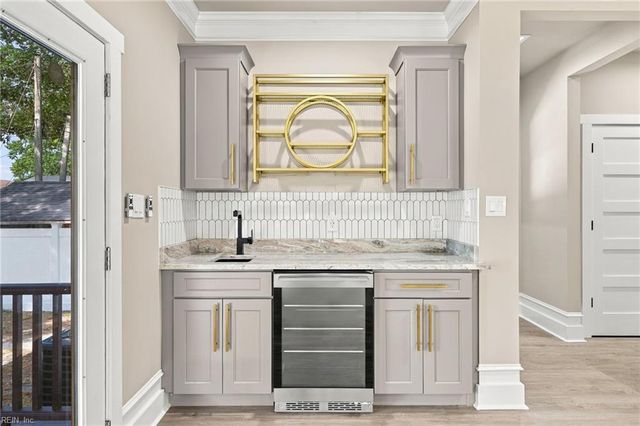 37 Buxton AVE, Newport News, VA 23607