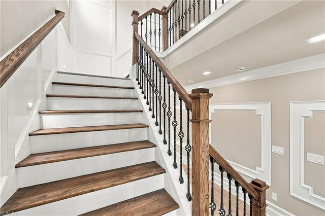 37 Buxton AVE, Newport News, VA 23607