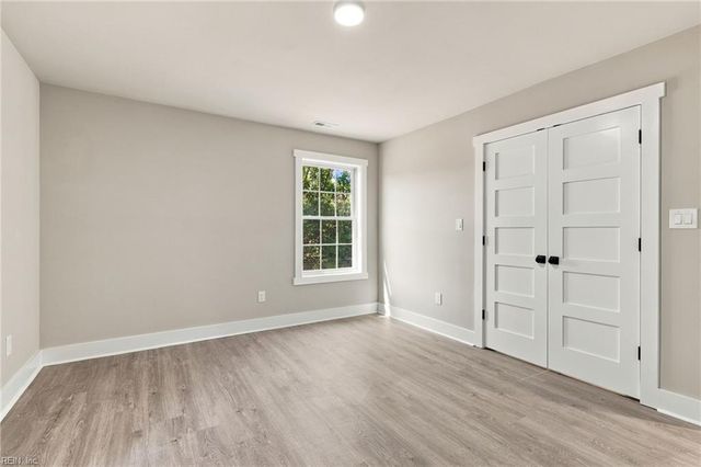 37 Buxton AVE, Newport News, VA 23607