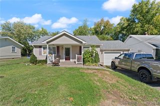 805 Elmwood Avenue, New Albany, IN 47150