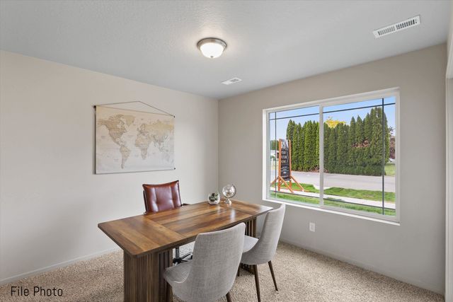 711 S Manifold Ln, Spokane Valley, WA 99016