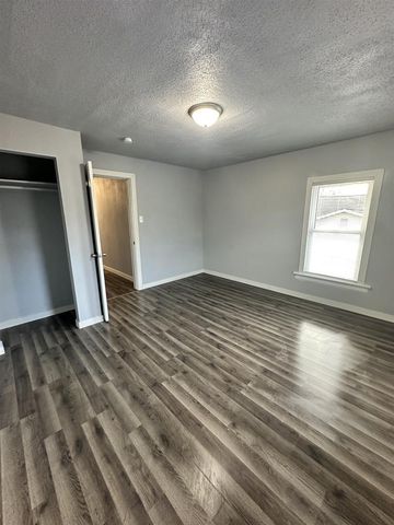 9 Elliott Street, Janesville, WI 53546