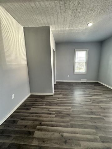 9 Elliott Street, Janesville, WI 53546